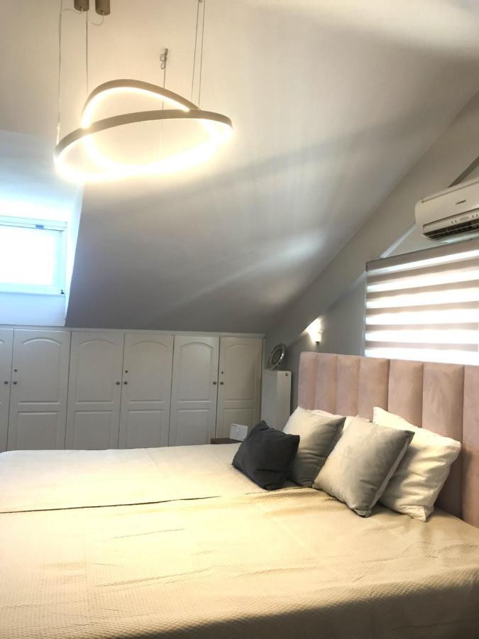 Beautiful Maisonette With A View To The Mountains And The Sea Agia Marina  Esterno foto