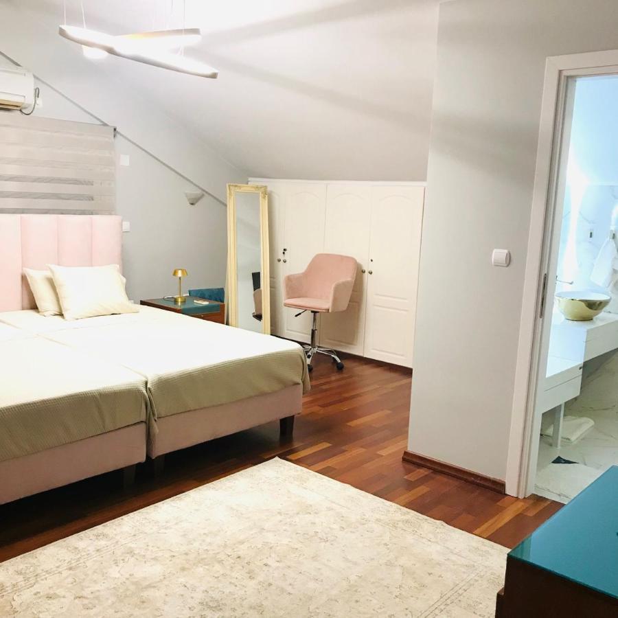 Beautiful Maisonette With A View To The Mountains And The Sea Agia Marina  Esterno foto