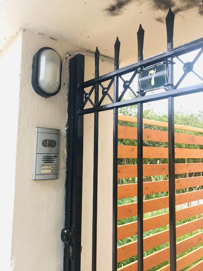 Beautiful Maisonette With A View To The Mountains And The Sea Agia Marina  Esterno foto